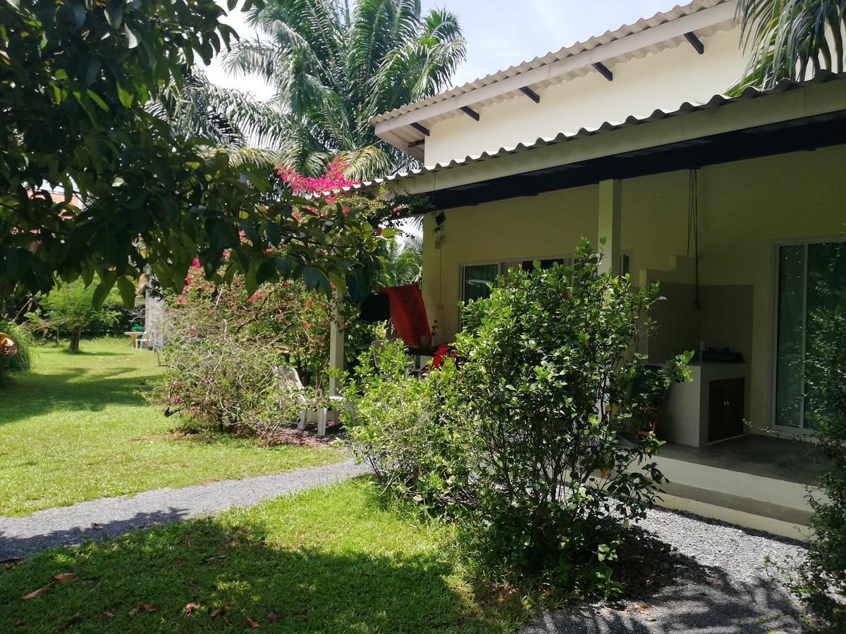 Aathid Garden Khao Lak Villa Eksteriør billede