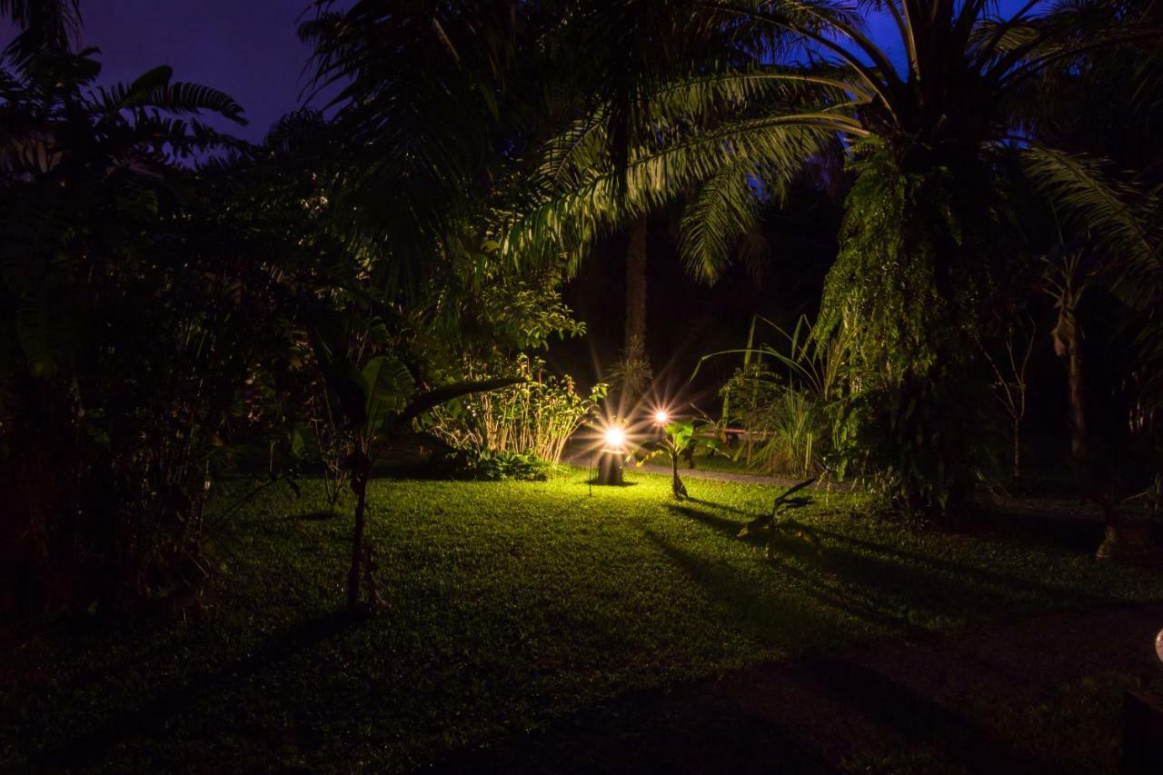 Aathid Garden Khao Lak Villa Eksteriør billede